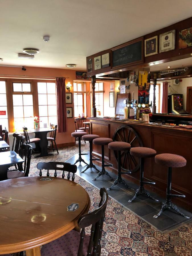 莫法特 The Old Stables酒店 外观 照片